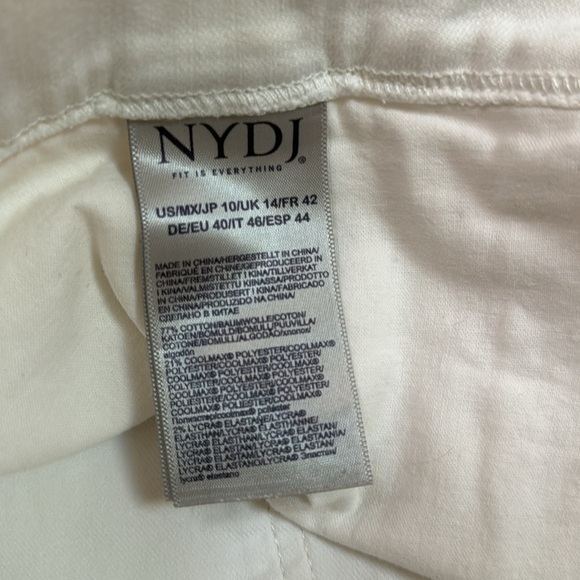 NYDJ White Cool Embrace Shorts size 10 - Picture 6 of 8